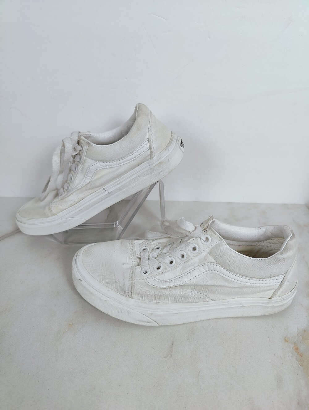 Vans Old Skool White Canvas Low Skate Shoes Sneakers, Sz 4(M) 5.5(W)